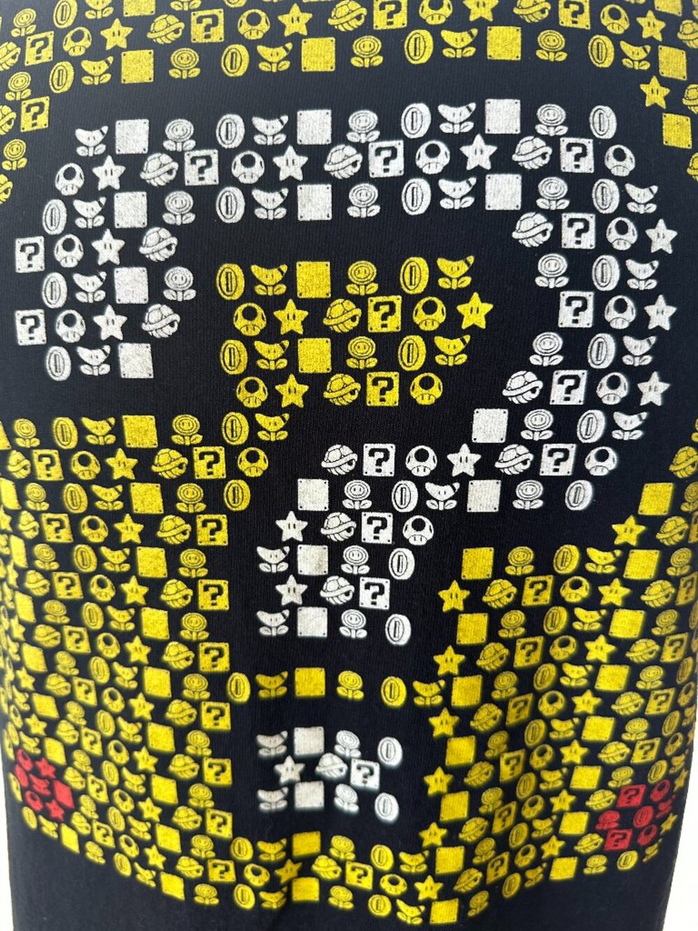 Super Mario Question Block Men's Black T Shirt Size Medium Geeknet Mario Bowser